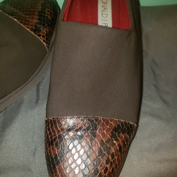 Donald j pliner womans shoe size 7.5 - Picture 3 of 12